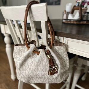 Michael Kors purse
